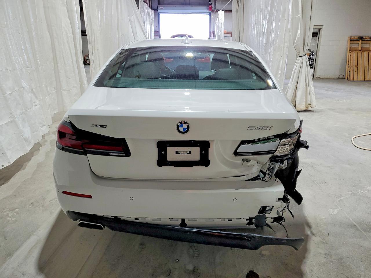 2023 BMW Seria 5 540i - zdjęcie 6