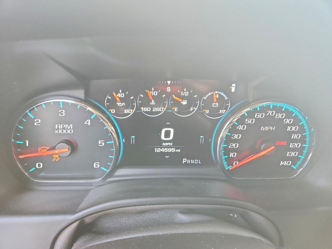2019 Chevrolet Suburban C1500 Premier - zdjęcie 9
