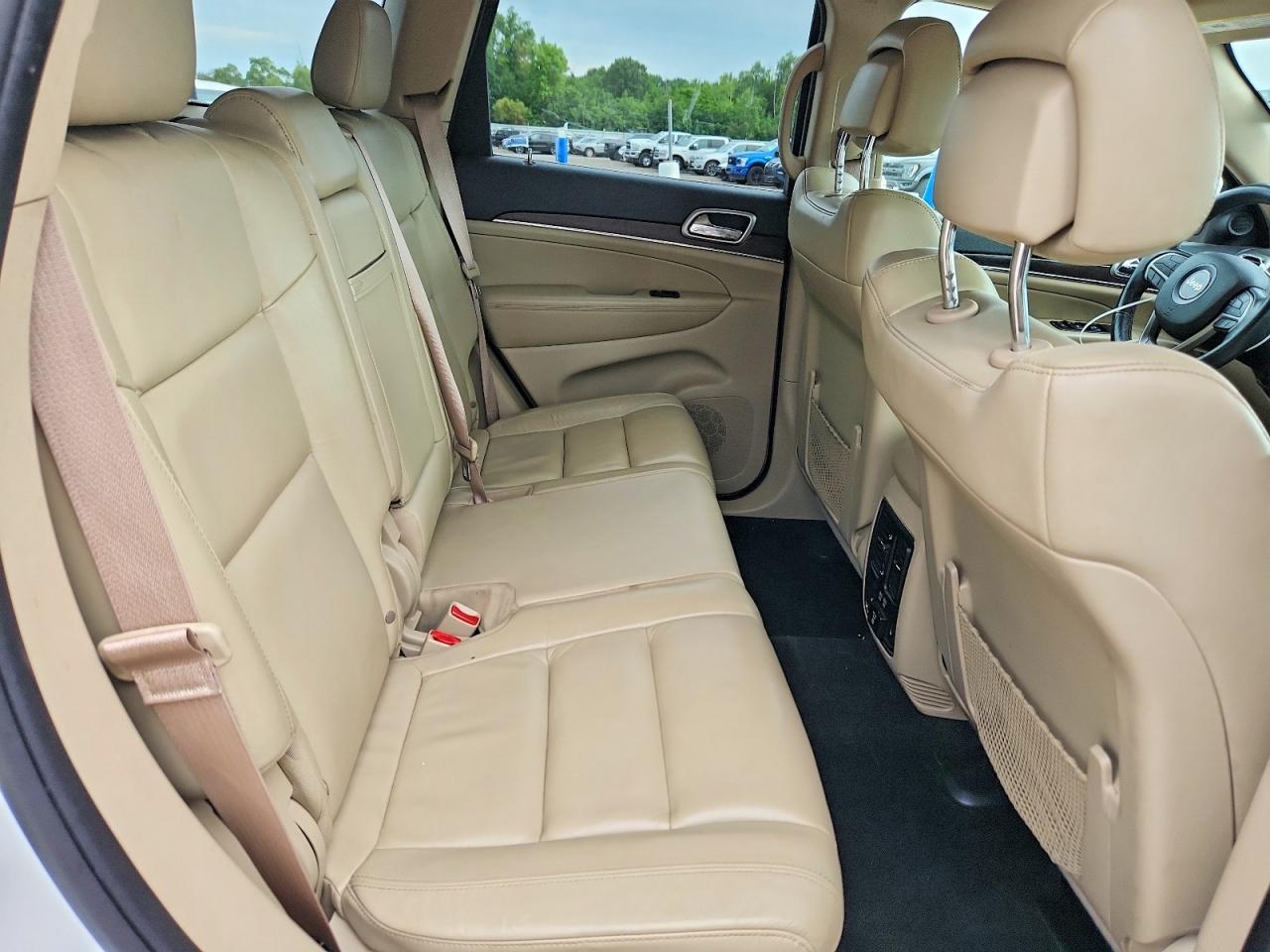2018 Jeep Grand Cherokee Limited - zdjęcie 11