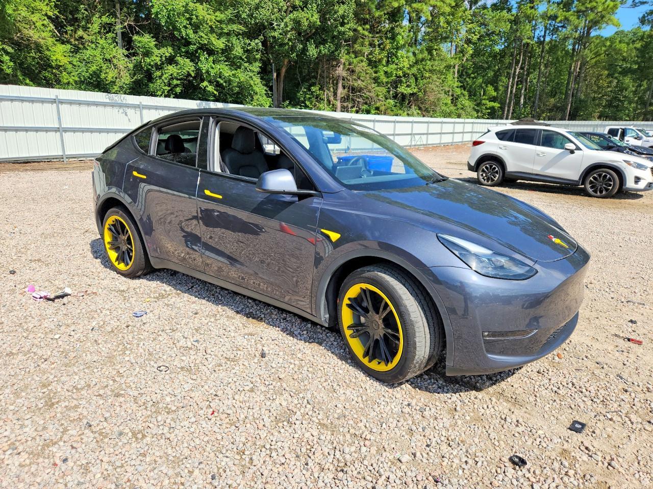 2023 Tesla Model Y - zdjęcie 4