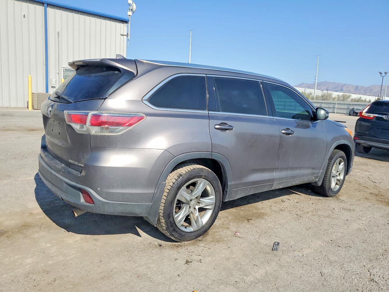 2015 Toyota Highlander Limited - zdjęcie 3