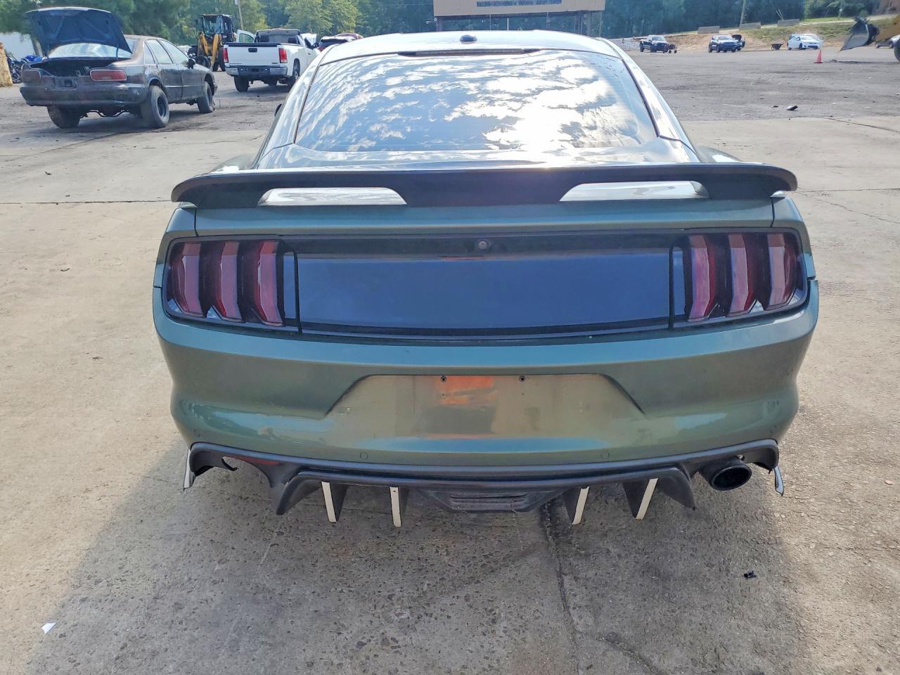 2017 Ford Mustang - zdjęcie 6