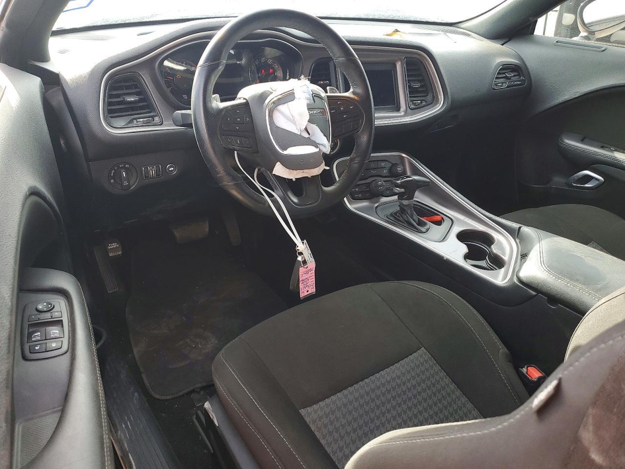 2022 Dodge Challenger R/T - zdjęcie 8