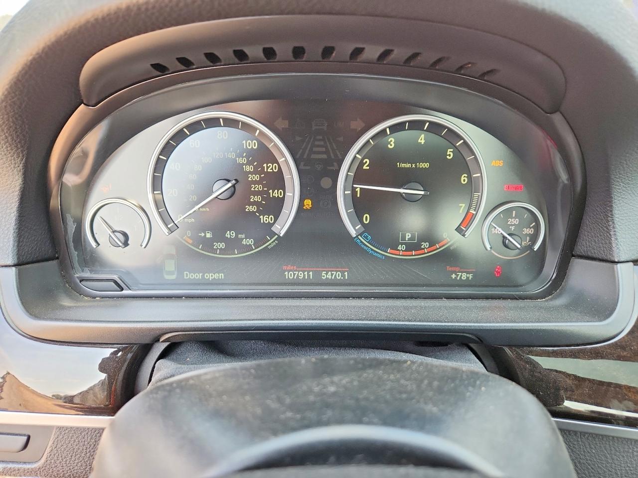 2015 BMW Seria 5 535i - zdjęcie 9