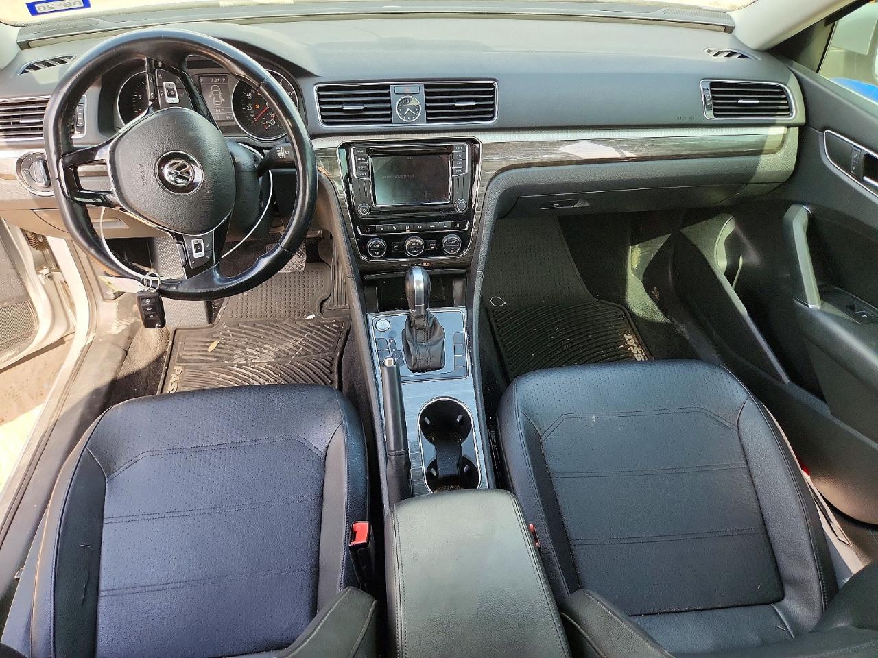 2016 Volkswagen Passat - zdjęcie 8