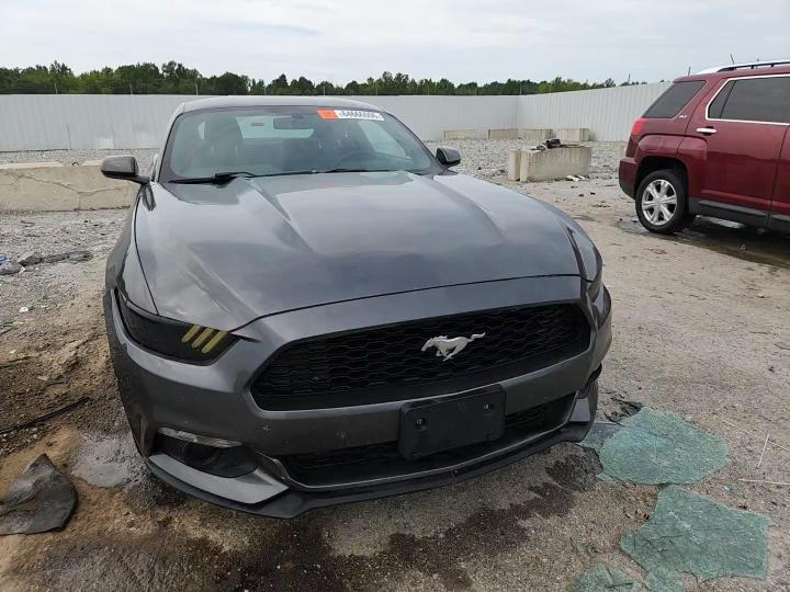 2017 Ford Mustang - zdjęcie 13