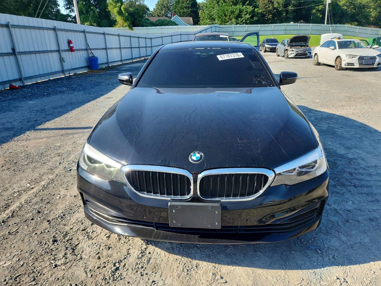 2018 BMW 530 Xi - zdjęcie 5