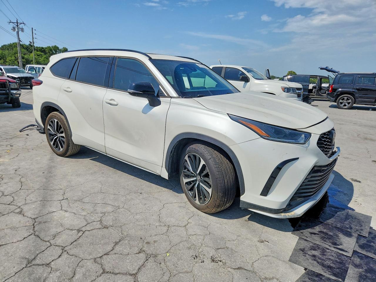 2021 Toyota Highlander Xse - zdjęcie 4