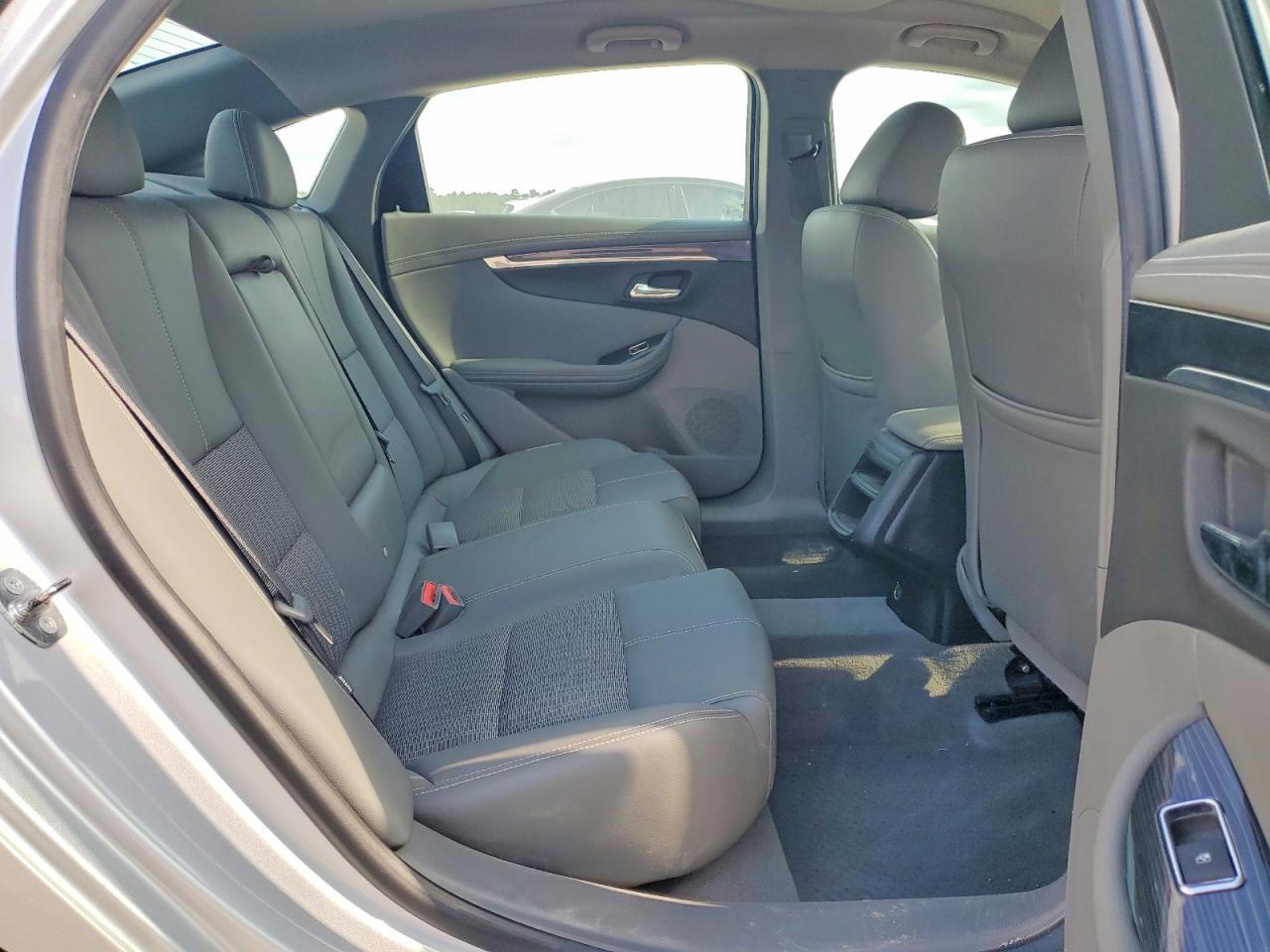 2019 Chevrolet Impala Ls - zdjęcie 11