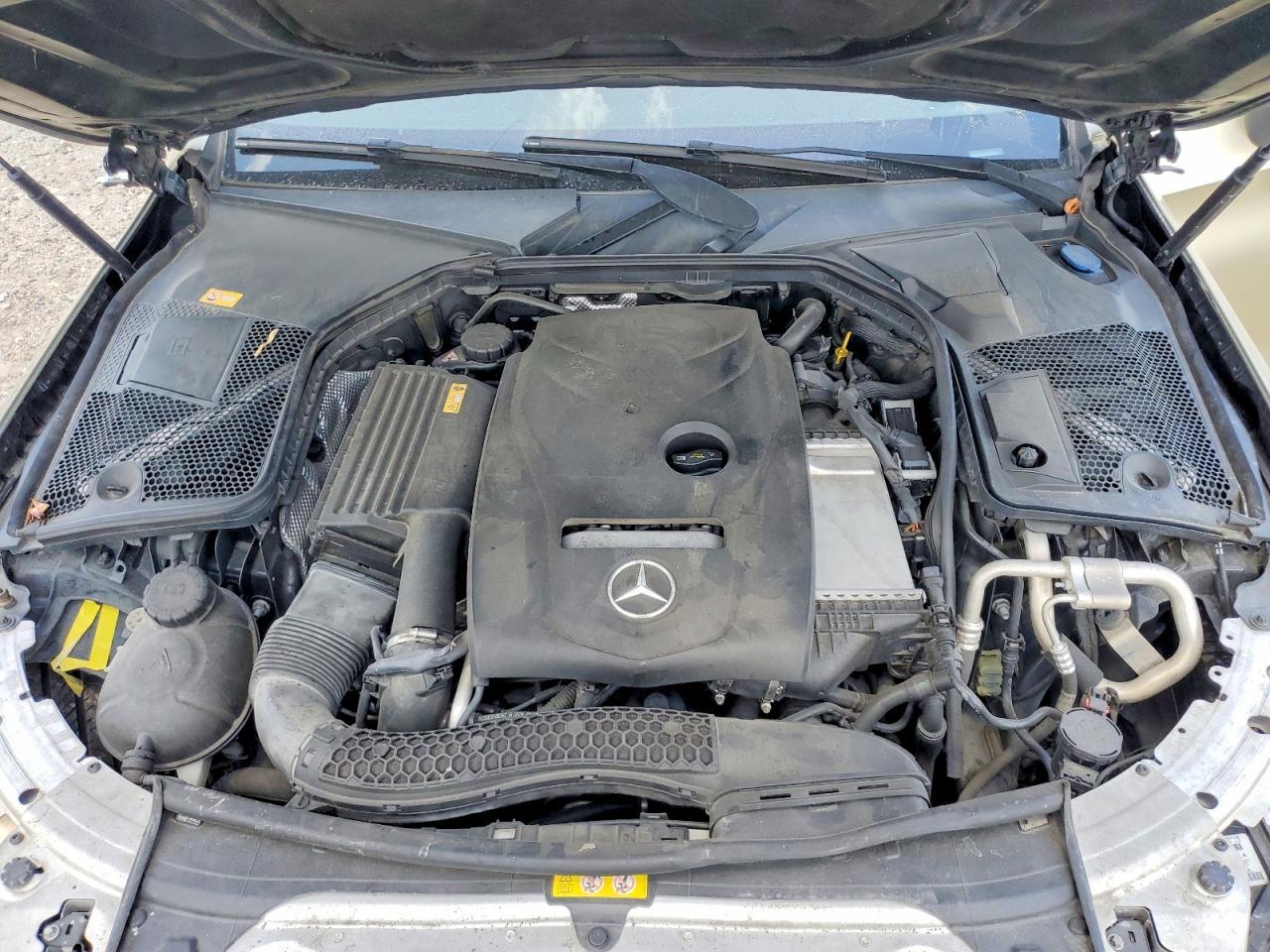 2017 Mercedes-Benz C 300 - zdjęcie 11