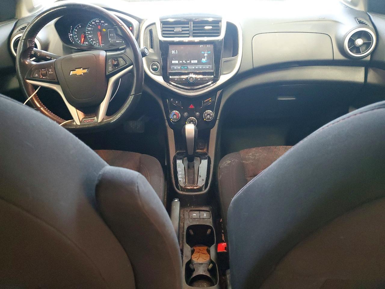 2017 Chevrolet Sonic Lt - zdjęcie 8