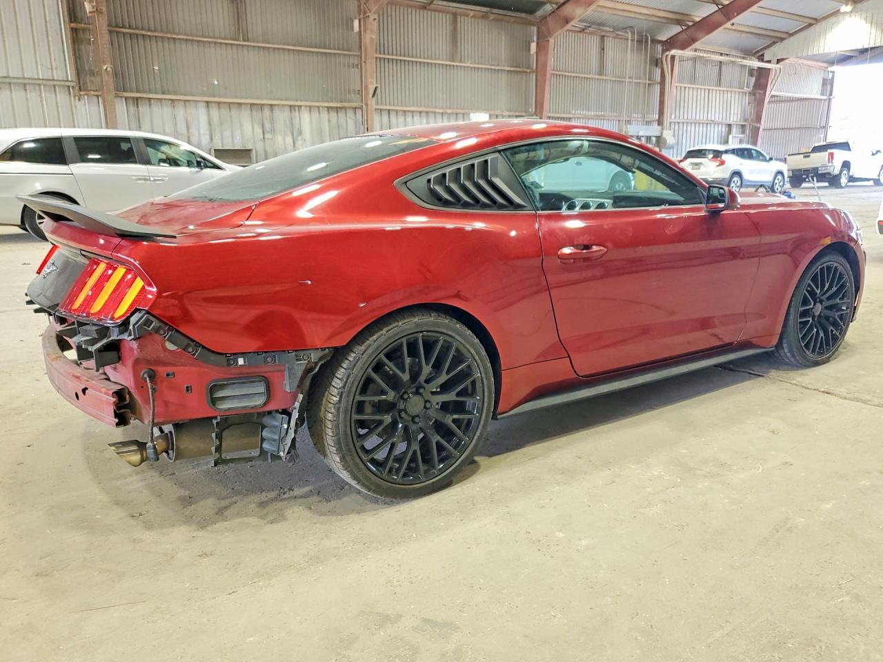 2017 Ford Mustang - zdjęcie 3