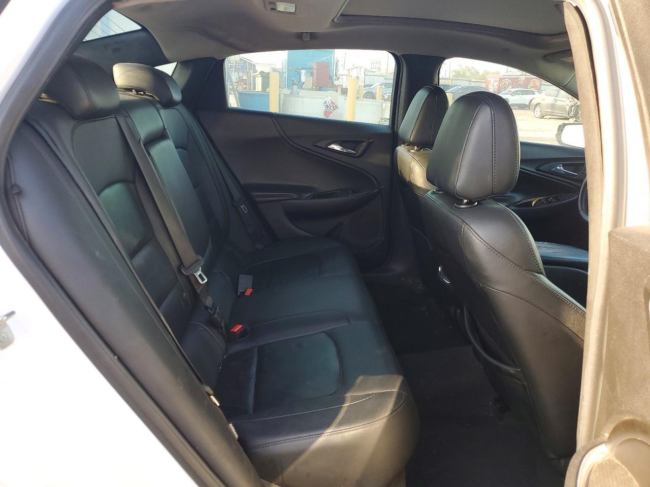 2016 Chevrolet Malibu Lt - zdjęcie 10