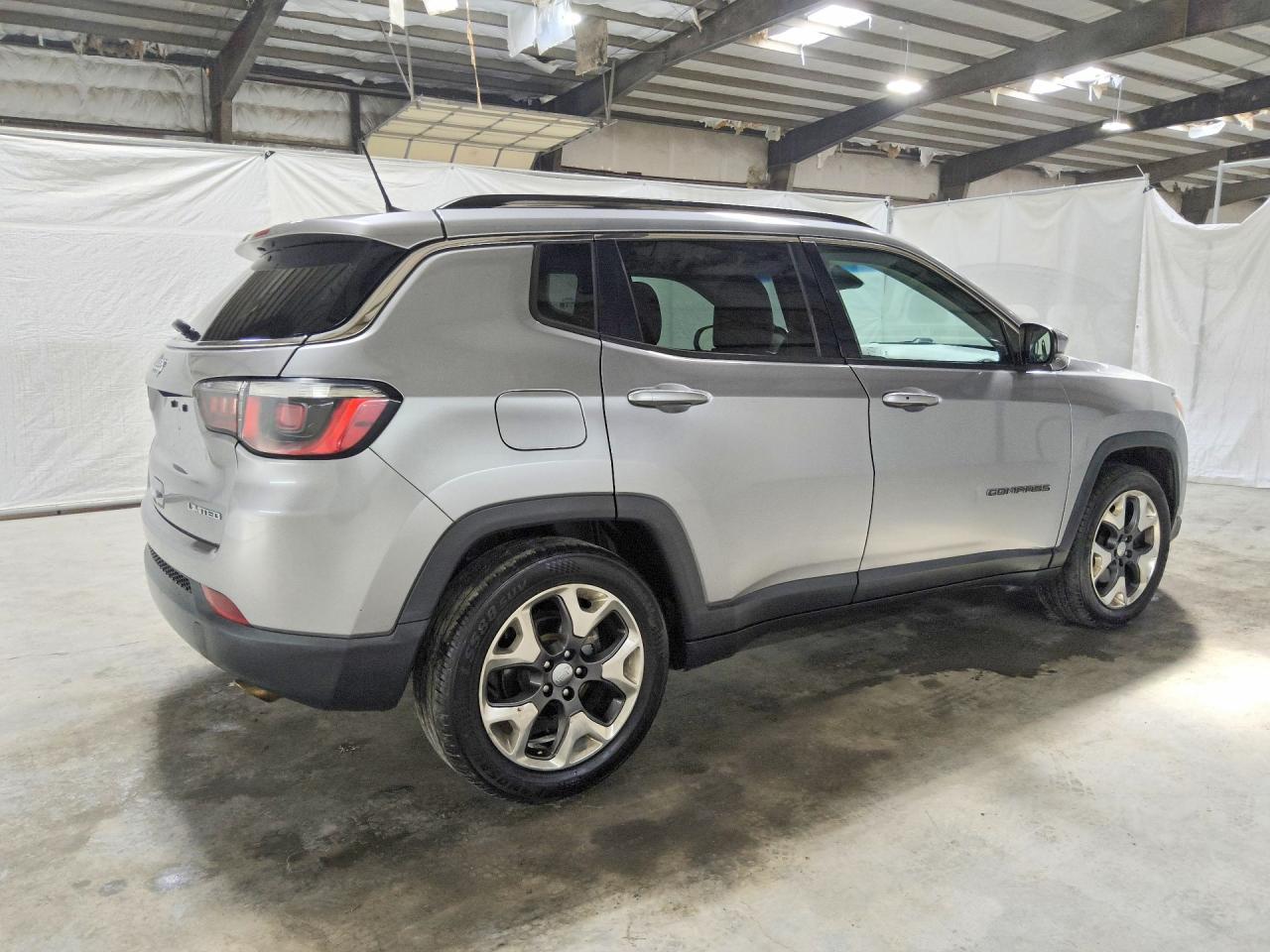 2019 Jeep Compass Limited - zdjęcie 3
