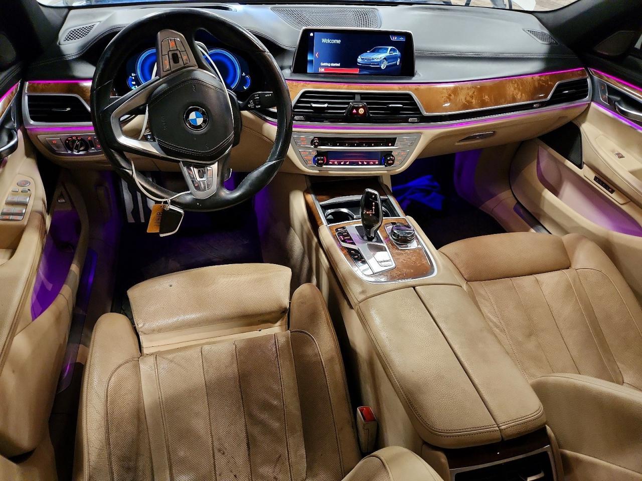 2017 BMW 740 I - zdjęcie 8