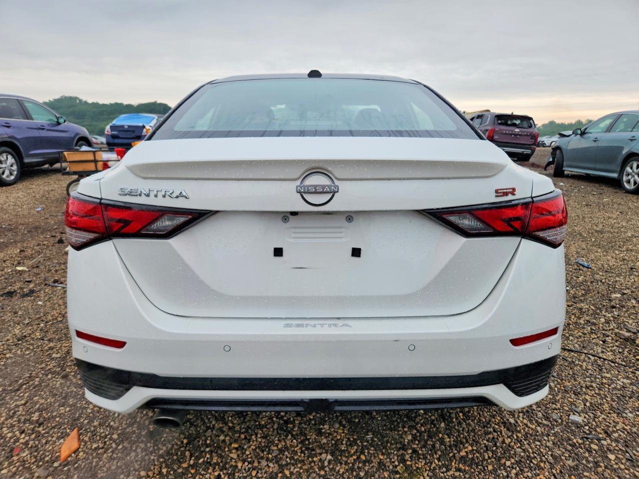 2025 Nissan Sentra Sr - zdjęcie 6