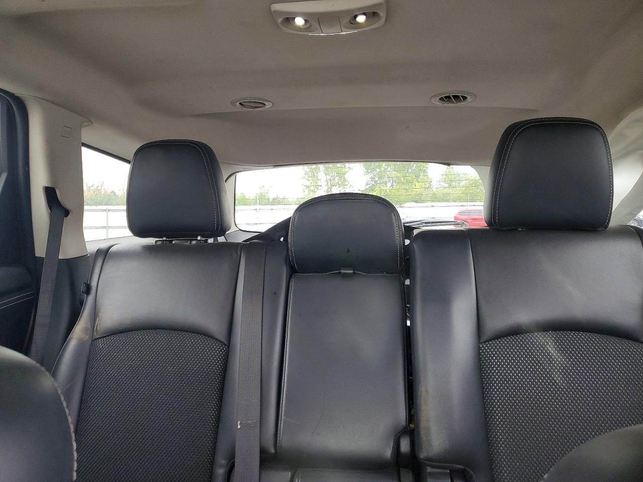 2018 Dodge Journey Crossroad - zdjęcie 10