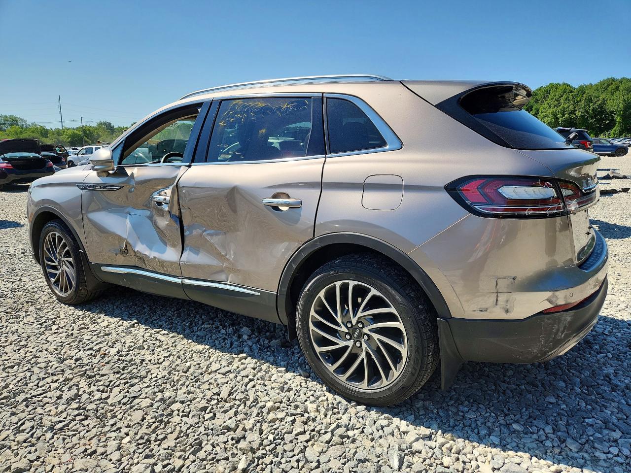 2019 Lincoln Nautilus Reserve - zdjęcie 2