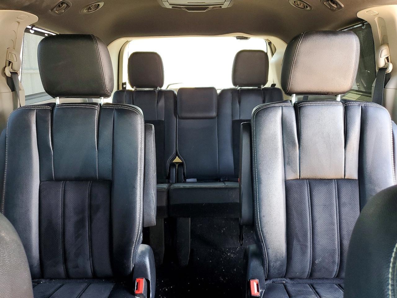2016 Dodge Grand Caravan Sxt - zdjęcie 10