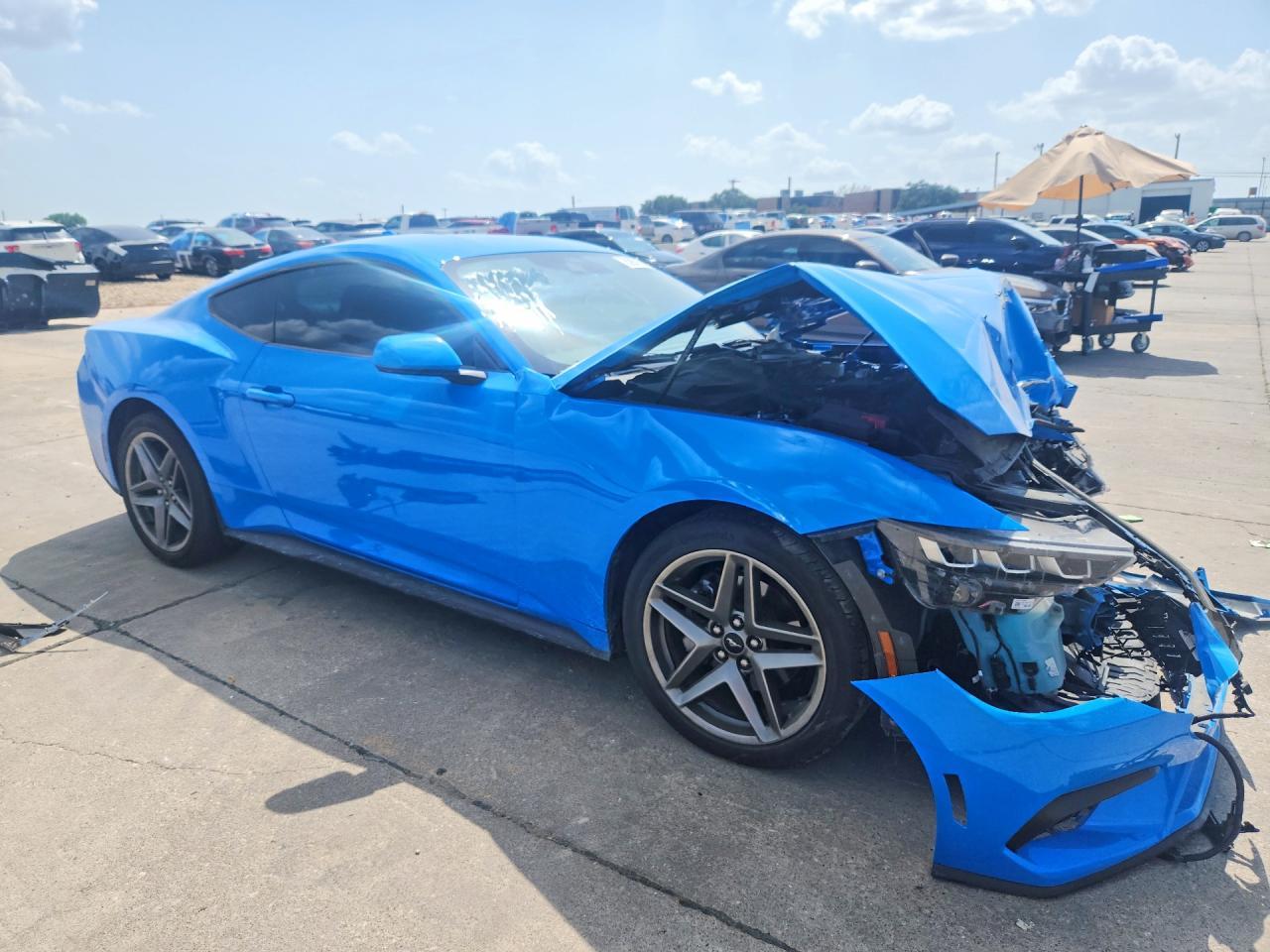 2025 Ford Mustang - zdjęcie 4