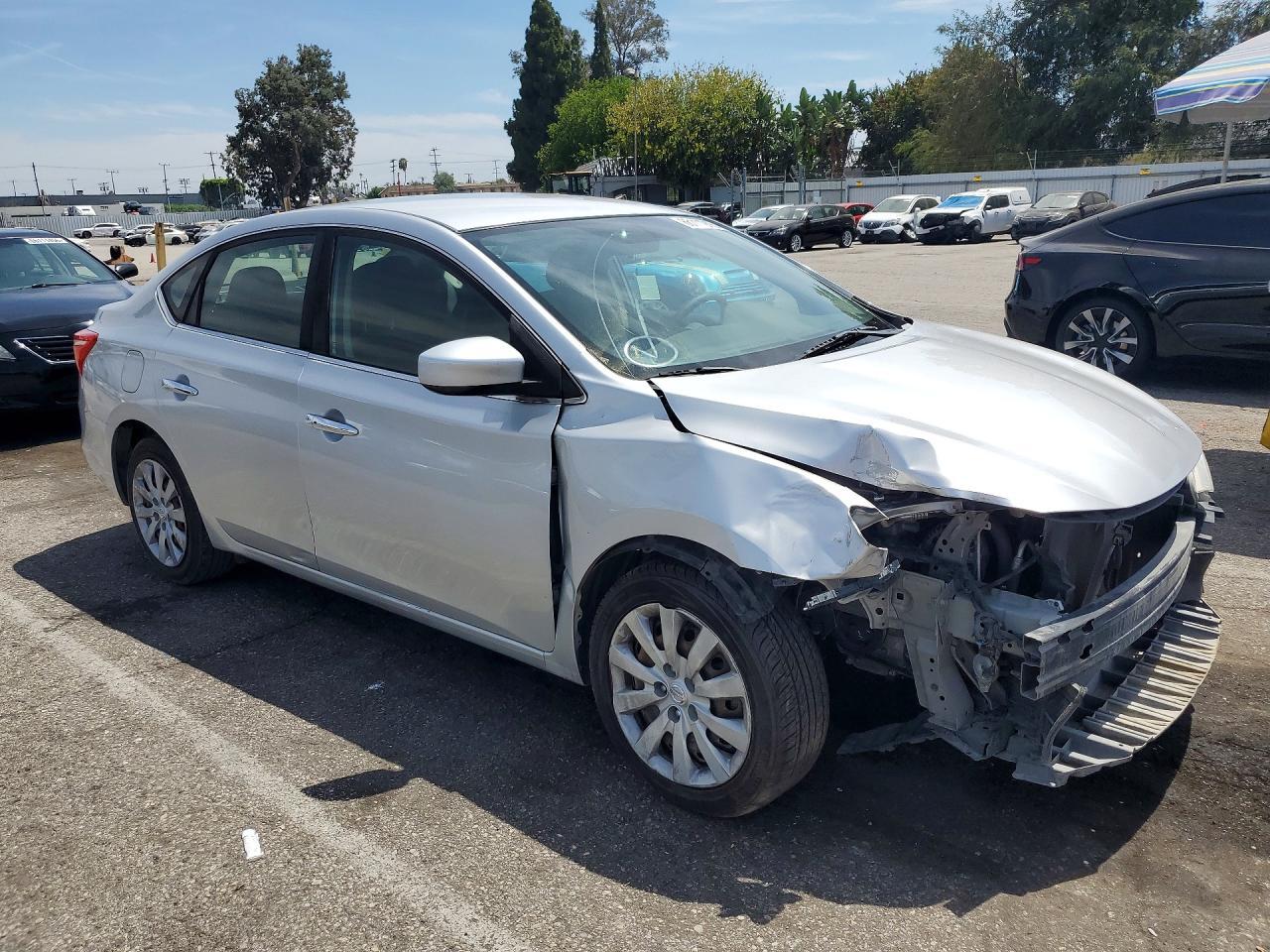 2017 Nissan Sentra Sv - zdjęcie 4