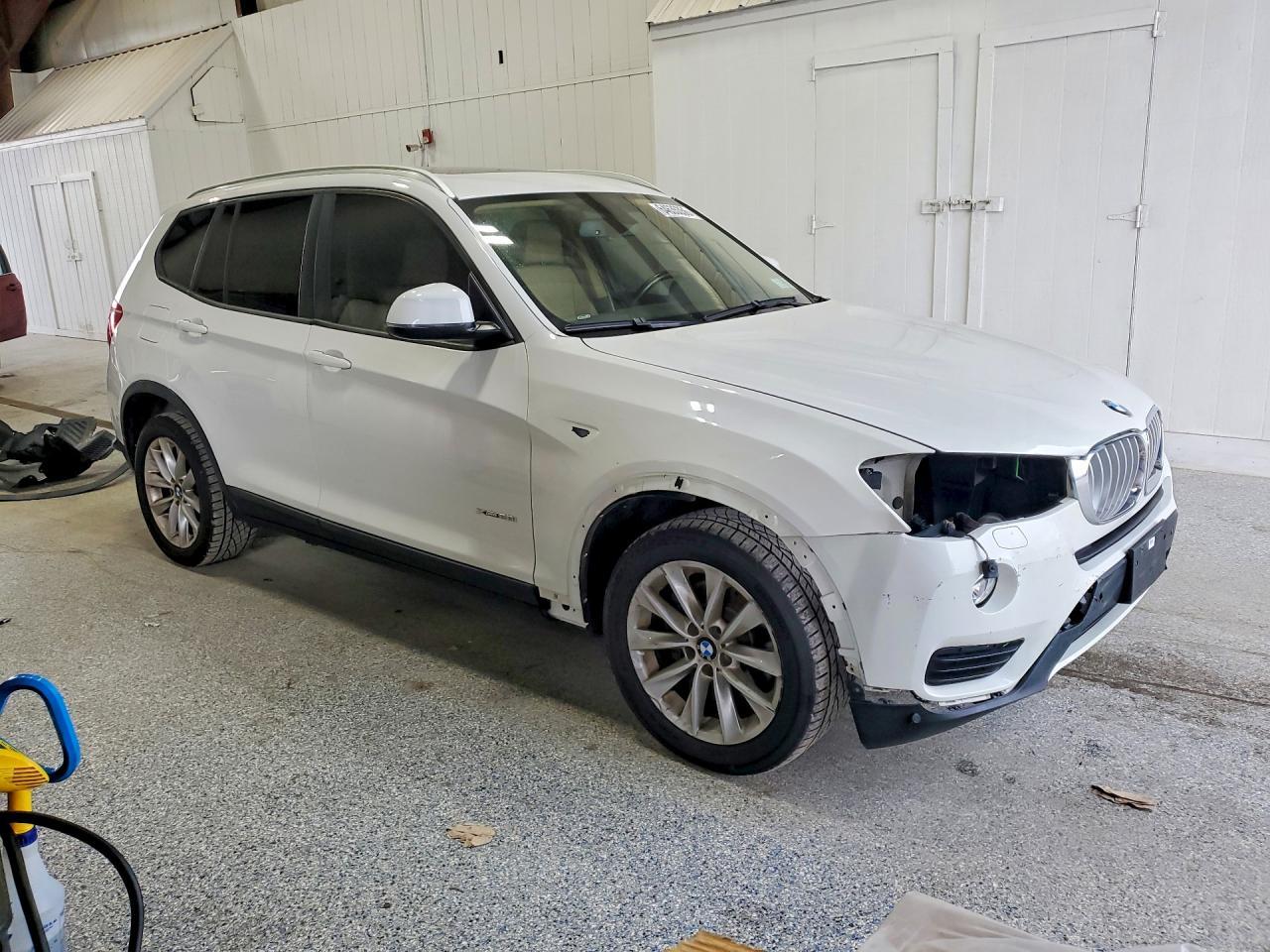 2016 BMW X3 xDrive28I - zdjęcie 4