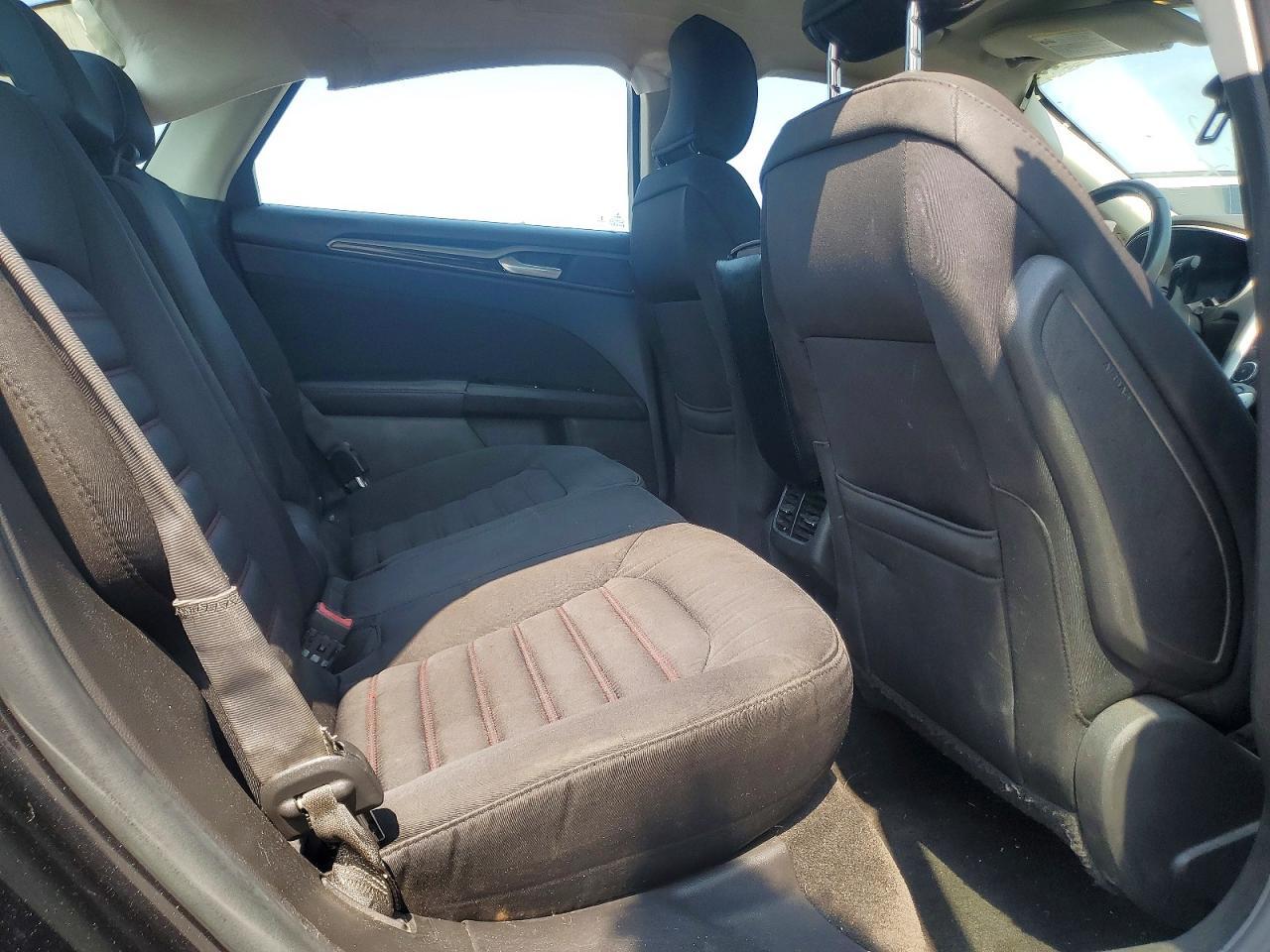 2015 Ford Fusion Se - zdjęcie 10
