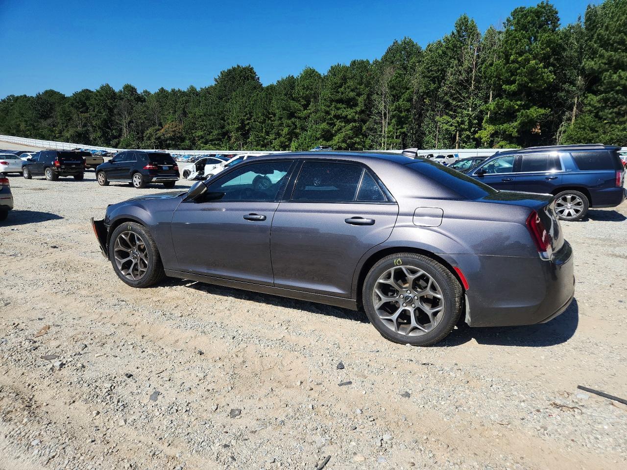 2015 Chrysler 300 S - zdjęcie 2