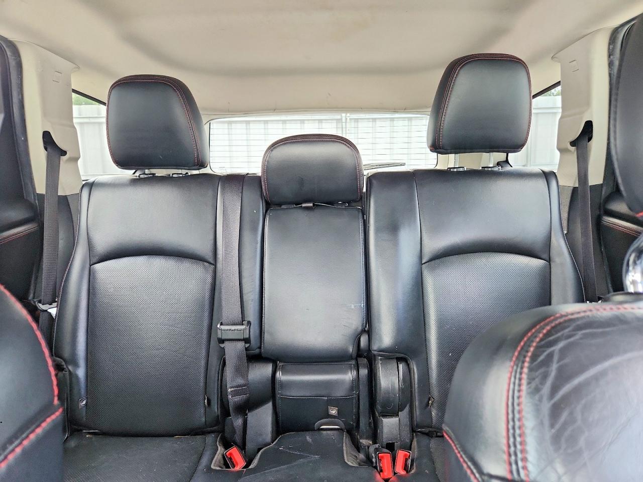 2015 Dodge Journey R/T - zdjęcie 10