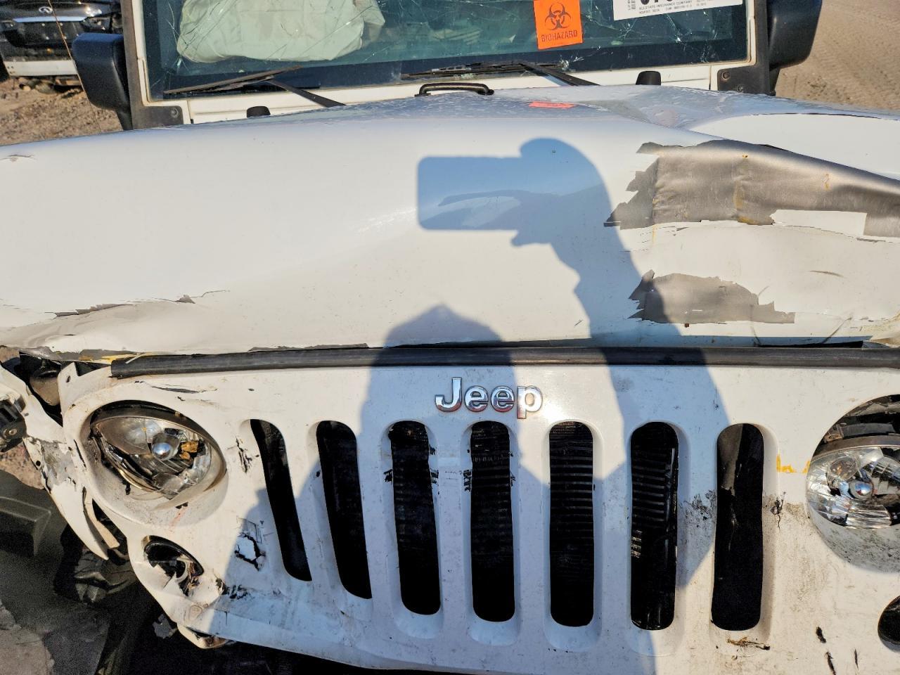 2016 Jeep Wrangler Sport - zdjęcie 12