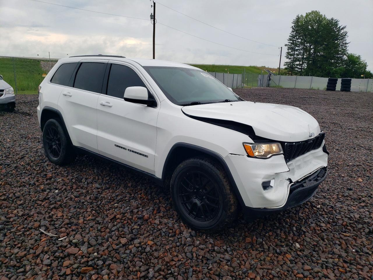 2019 Jeep Grand Cherokee Laredo - zdjęcie 4