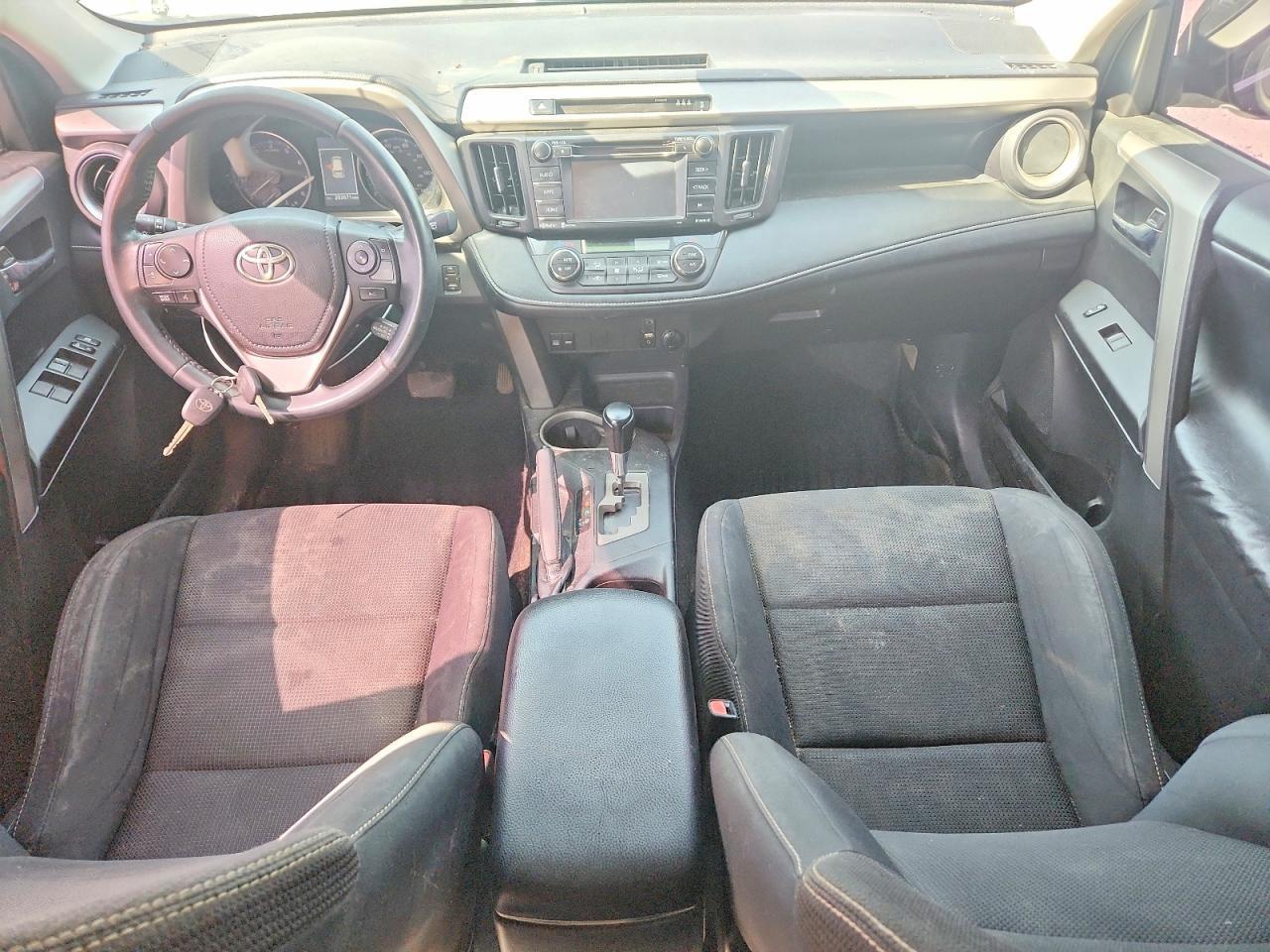 2017 Toyota Rav4 Xle - zdjęcie 8