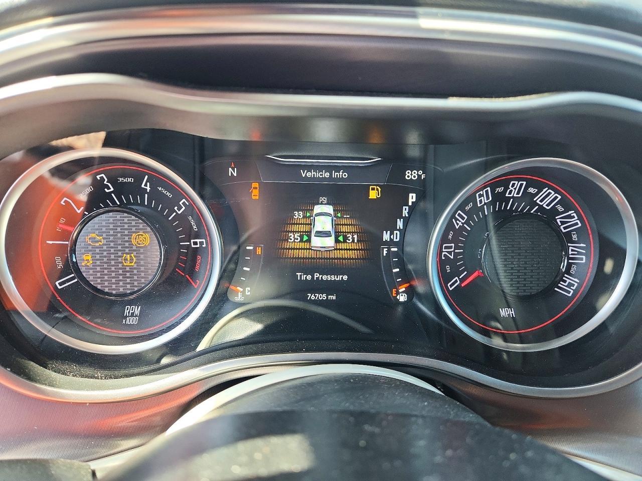 2020 Dodge Challenger Sxt - zdjęcie 9