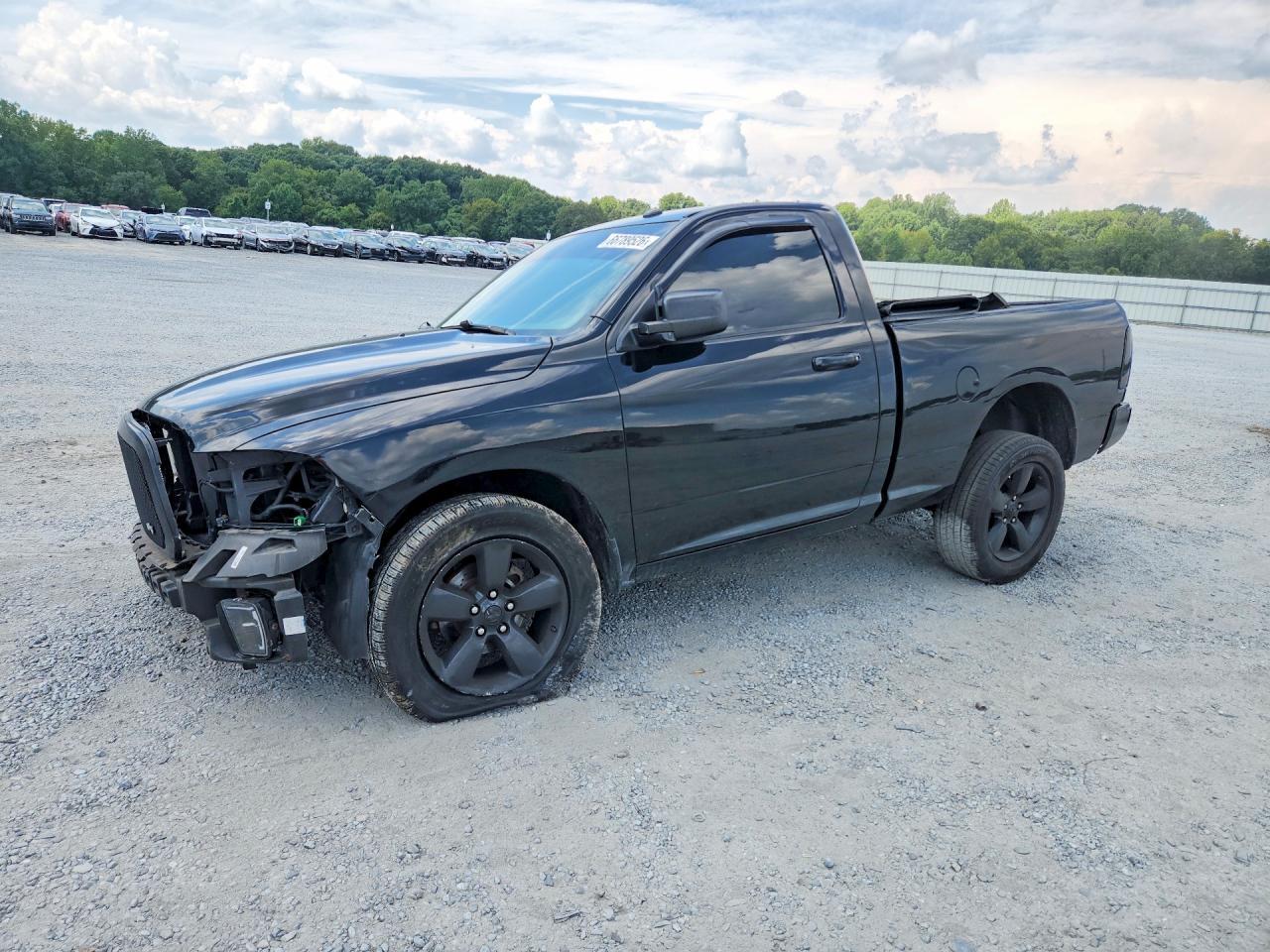 2013 Ram 1500 St - zdjęcie główne