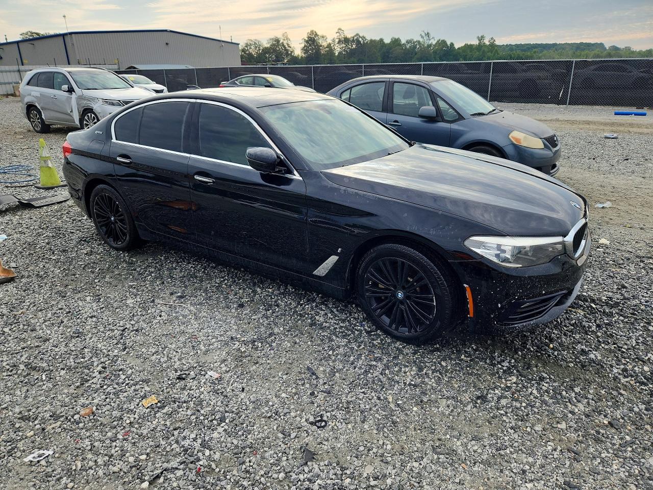 2018 BMW 530E - zdjęcie 4
