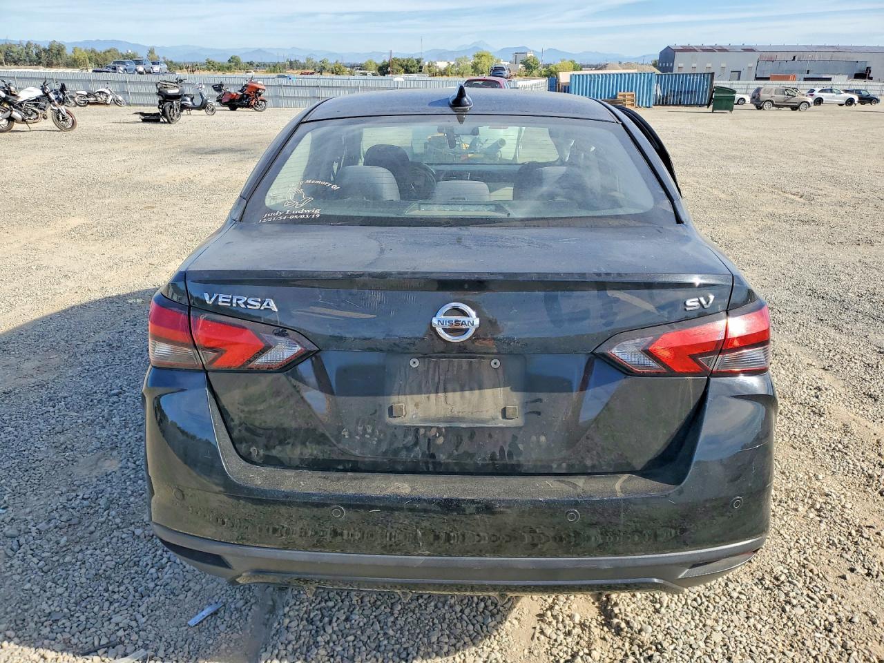 2020 Nissan Versa Sv - zdjęcie 6