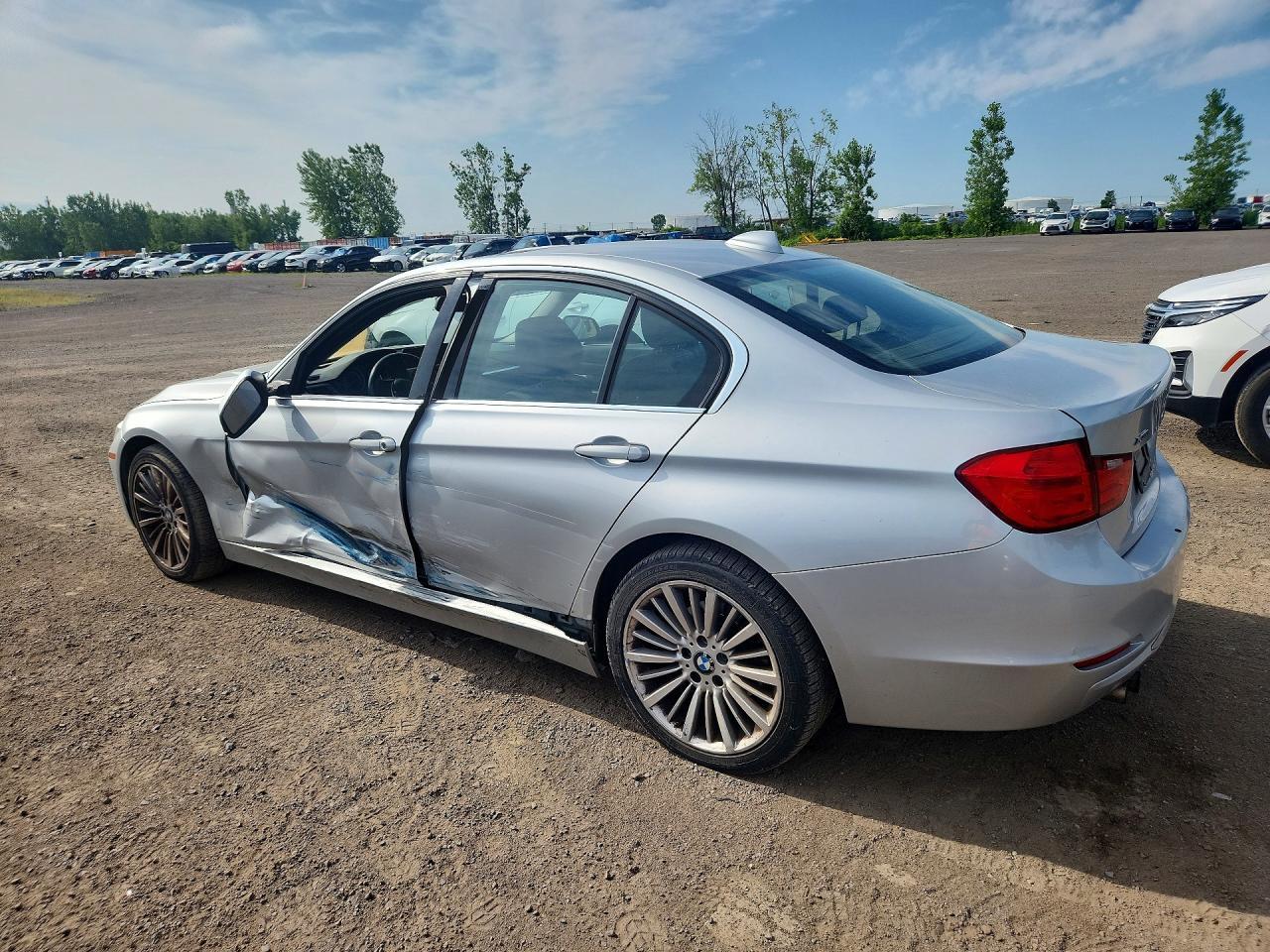 2014 BMW 328 Xi - zdjęcie 2