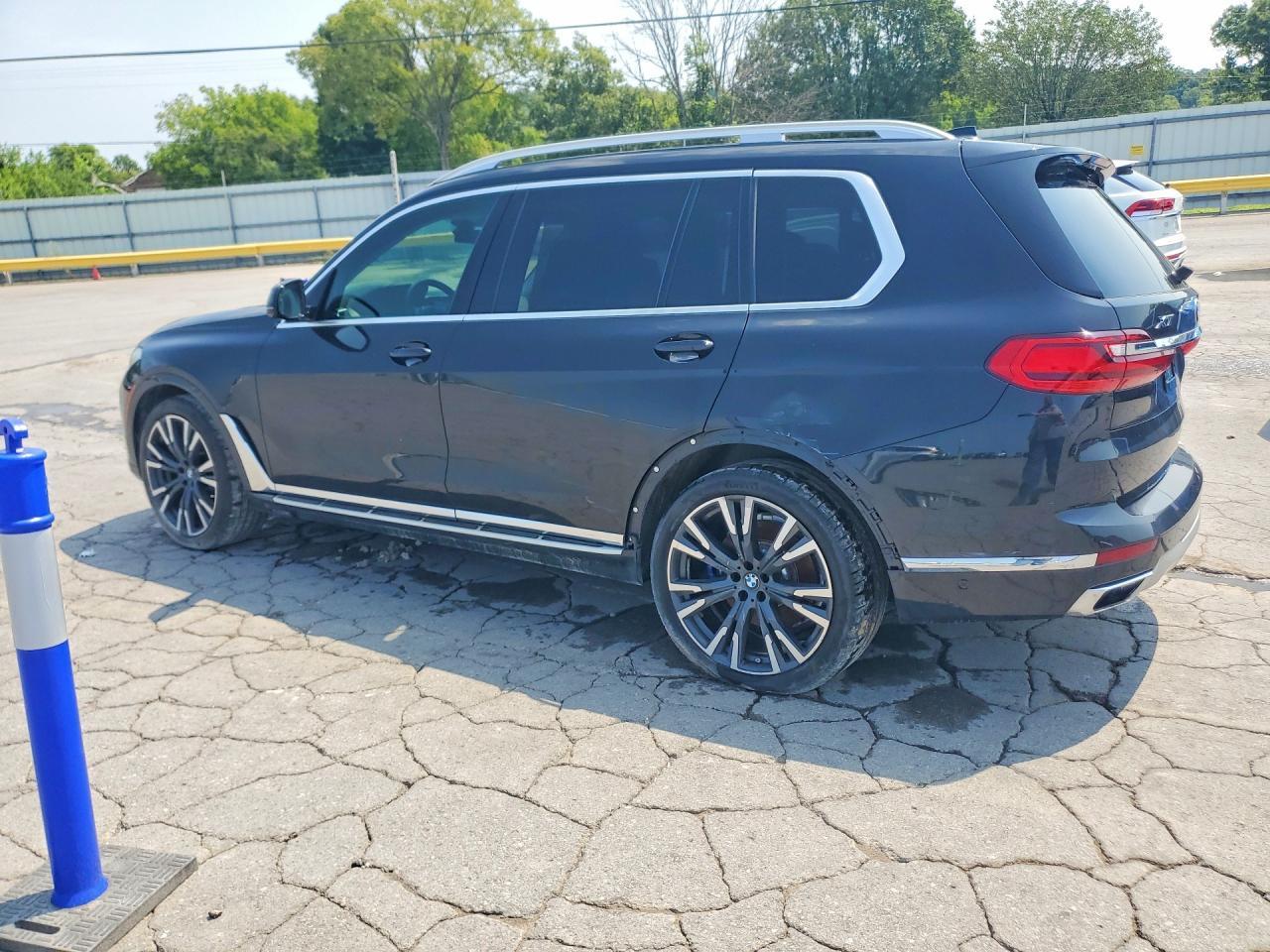 2019 BMW X7 xDrive50I - zdjęcie 2