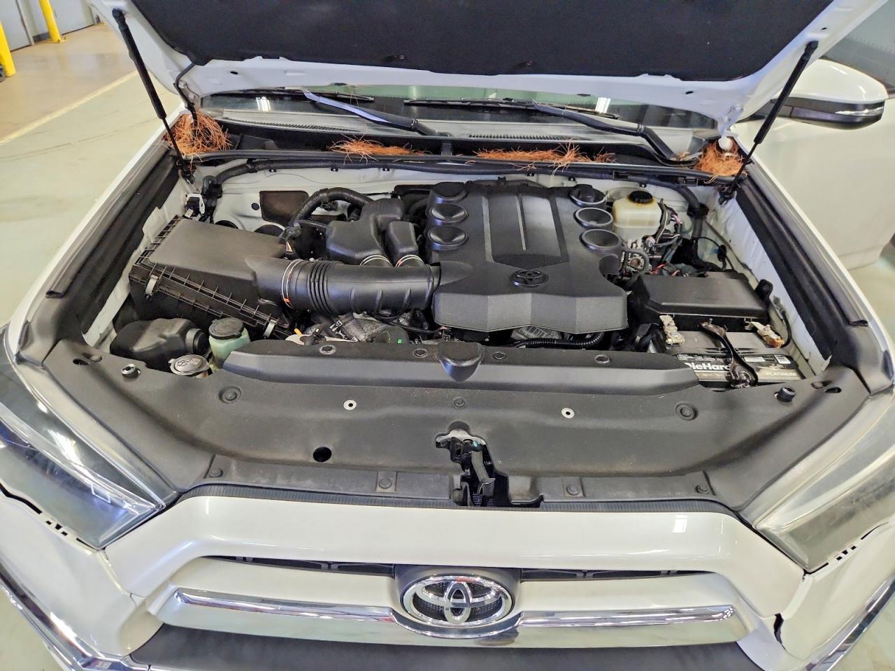 2016 Toyota 4Runner Limited - zdjęcie 12