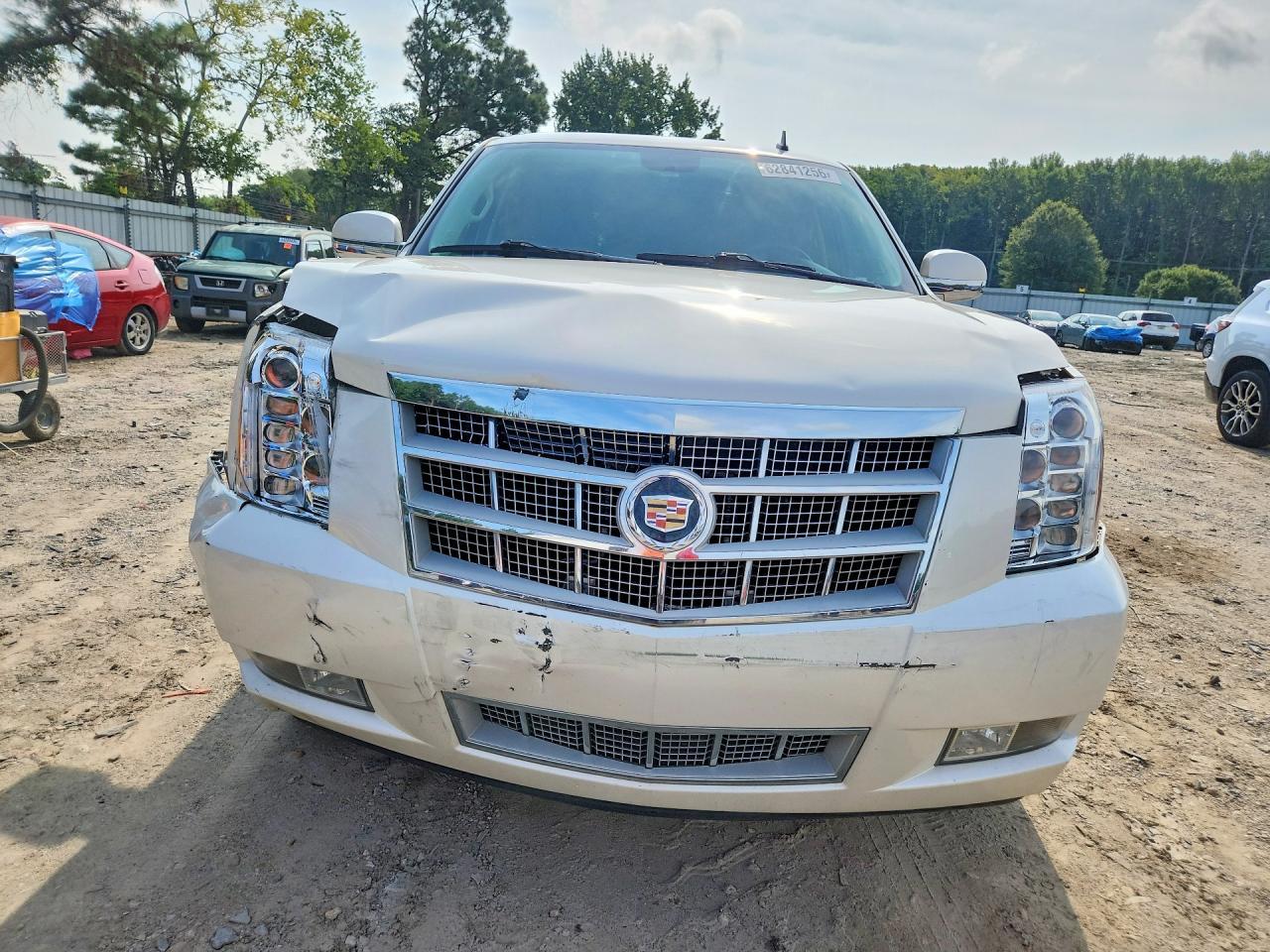 2013 Cadillac Escalade Platinum - zdjęcie 5