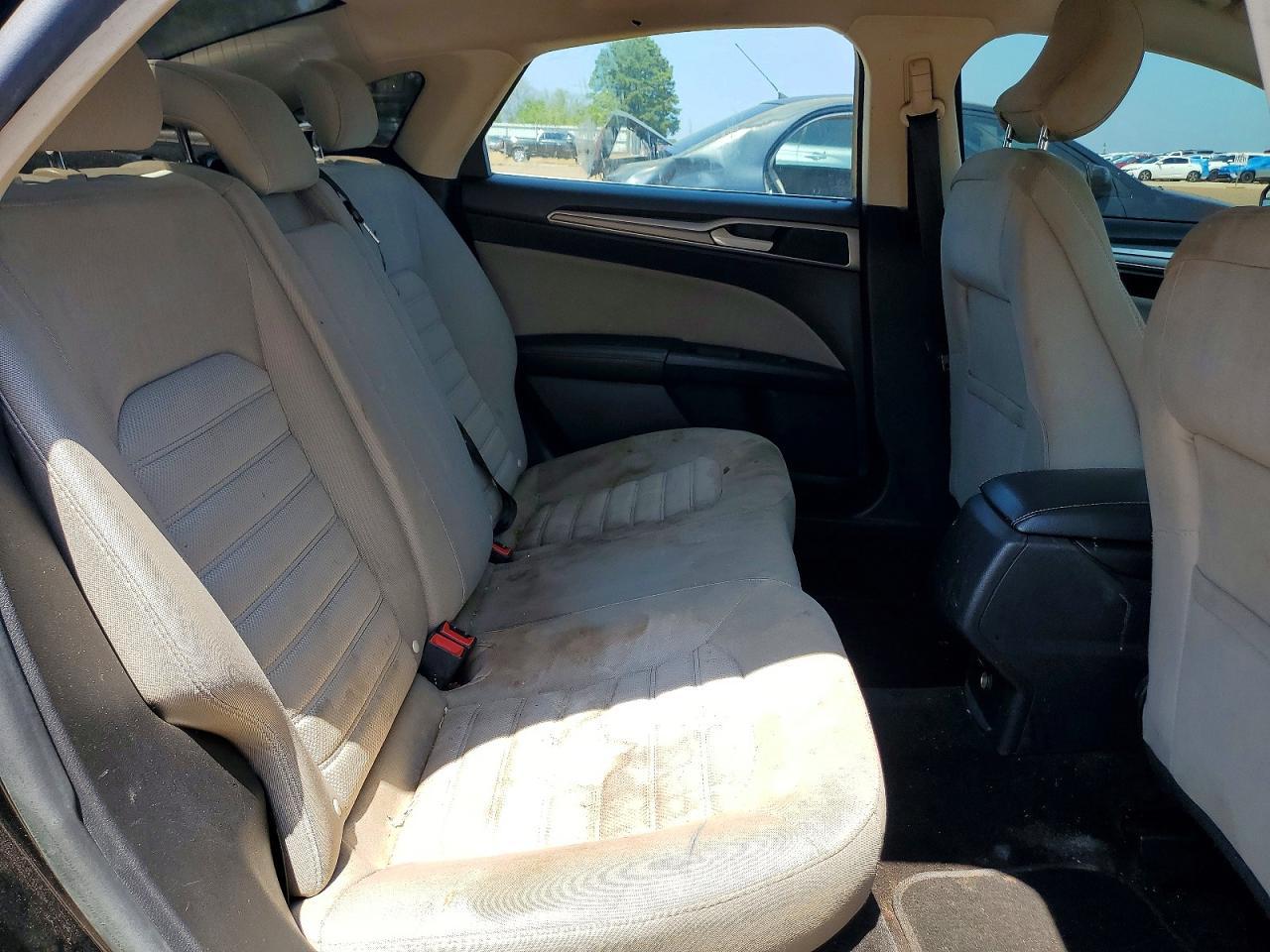 2018 Ford Fusion S - zdjęcie 10