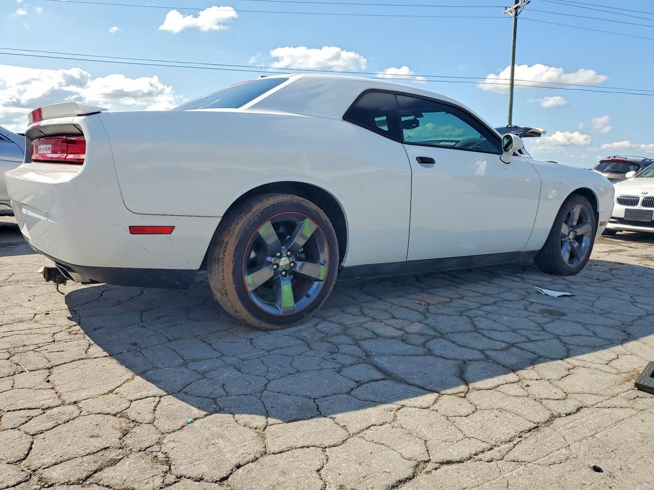 2013 Dodge Challenger Sxt - zdjęcie 3