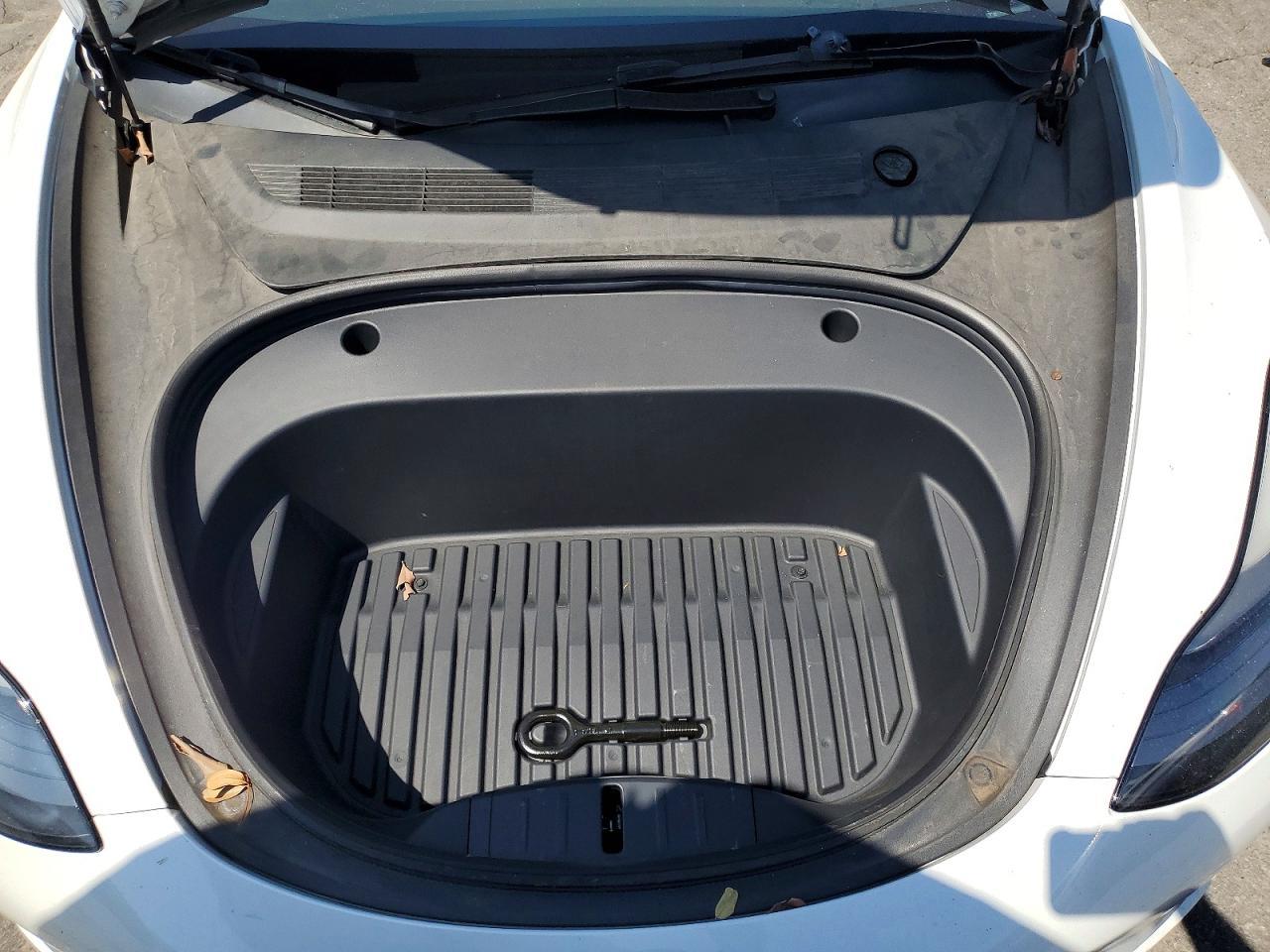 2023 Tesla Model 3 - zdjęcie 11