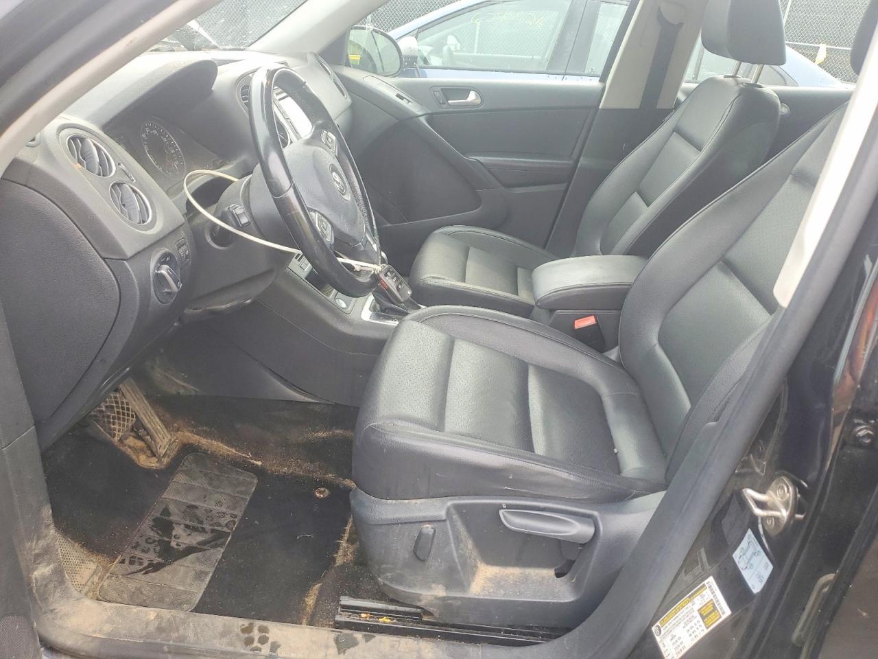 2017 Volkswagen Tiguan S - zdjęcie 7