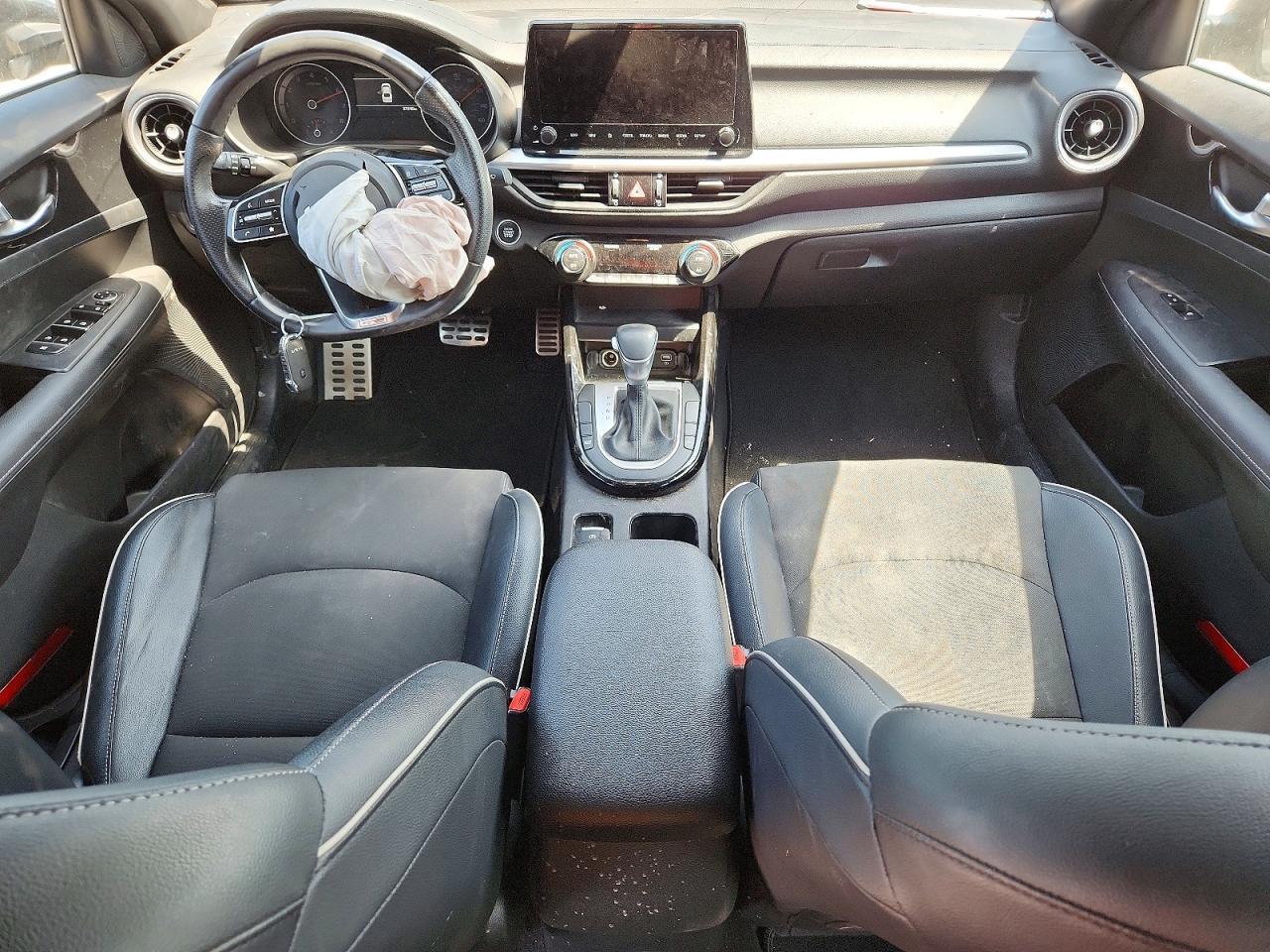 2023 Kia Forte Gt Line - zdjęcie 8