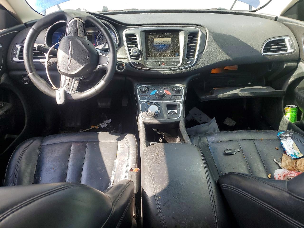 2017 Chrysler 200 Limited - zdjęcie 8