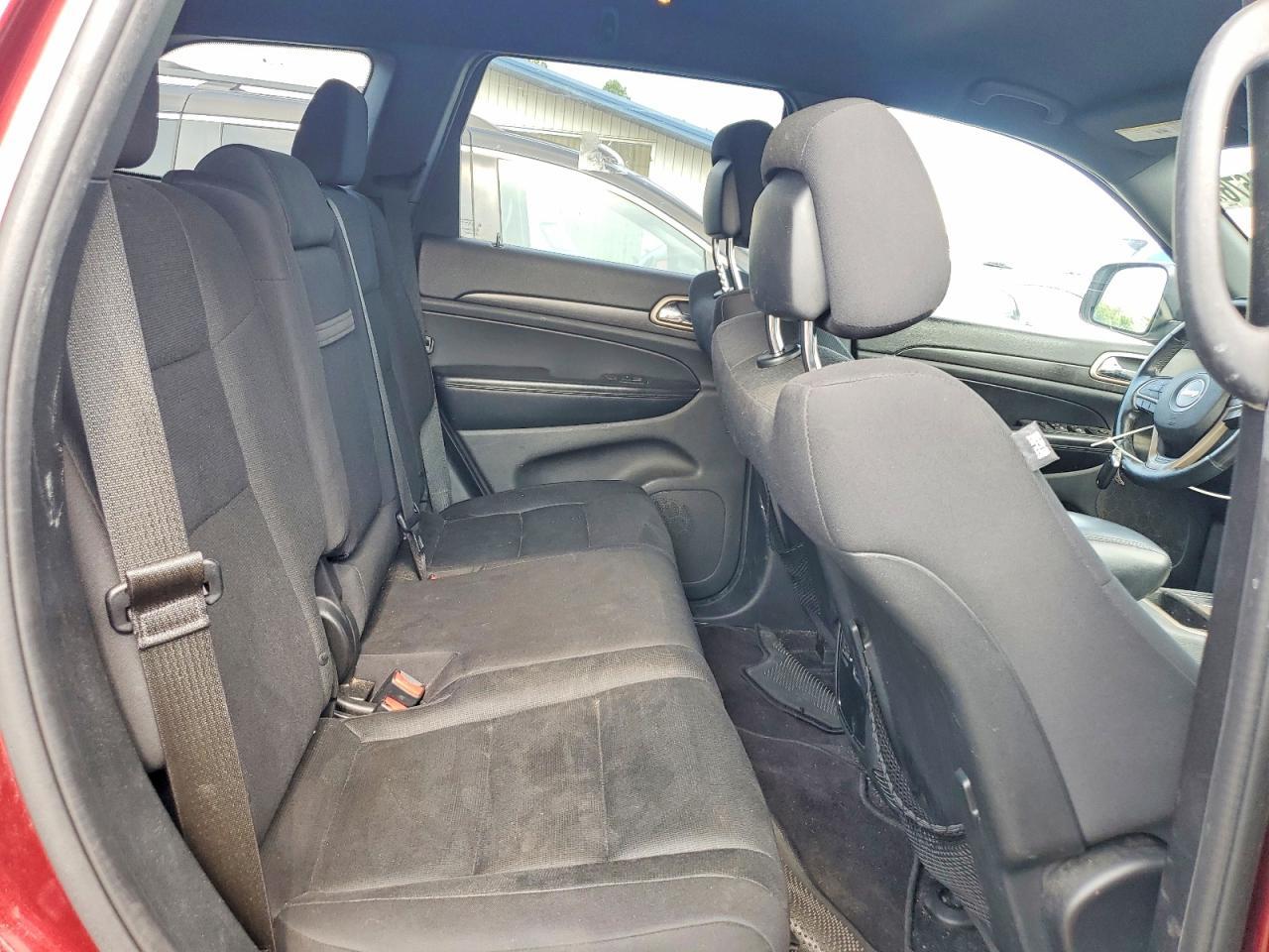 2016 Jeep Grand Cherokee Laredo - zdjęcie 11