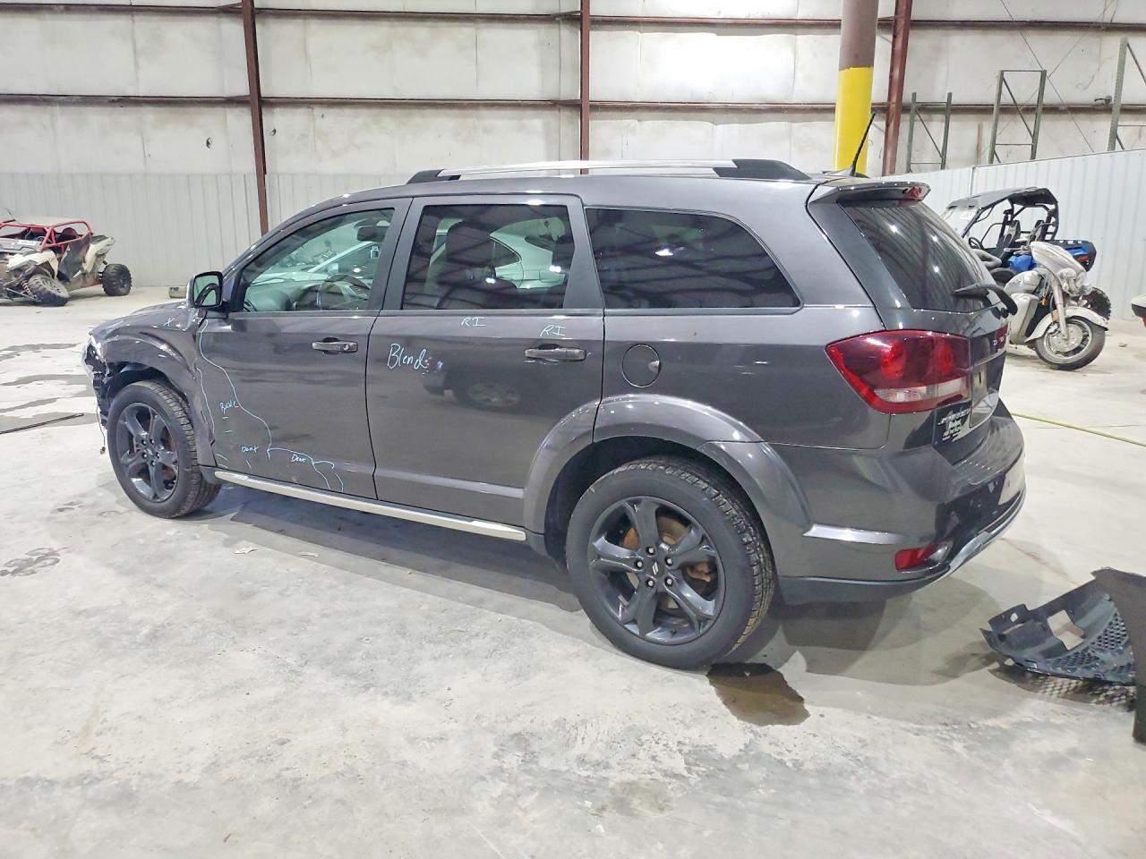 2020 Dodge Journey Crossroad - zdjęcie 2