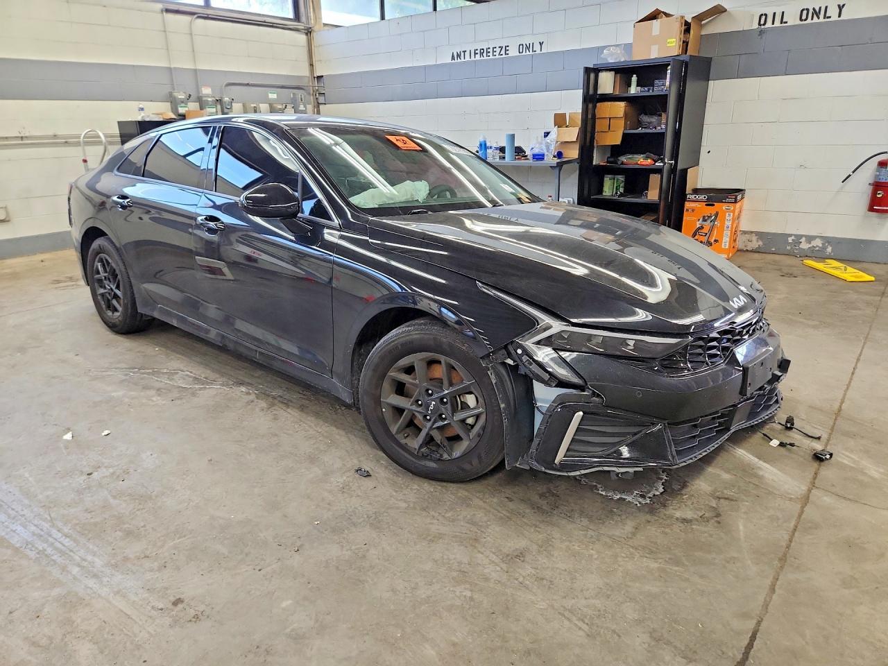 2025 Kia K5 Lxs - zdjęcie 4