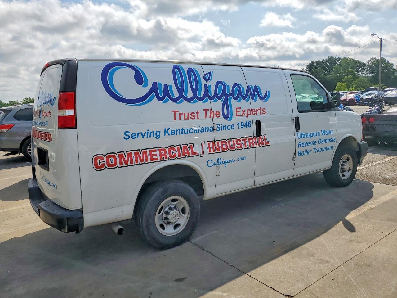 2019 Chevrolet Express G2500 - zdjęcie 3